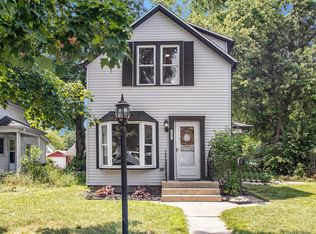 927 S 36th St, South Bend, IN 46615