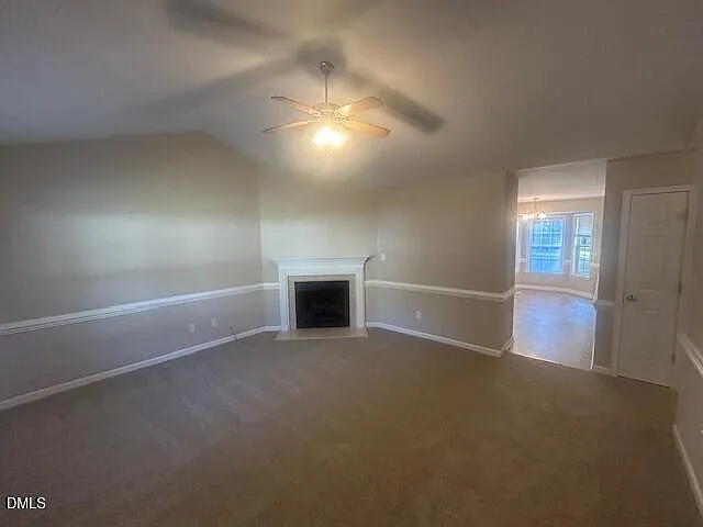3 bed, 2.0 bath, 1293 sqft, $1,700 — Photo 3