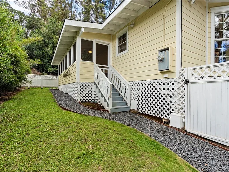 1615 Olinda Rd — Photo 17