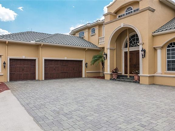 2nd image of 11363 Knights Griffin Rd