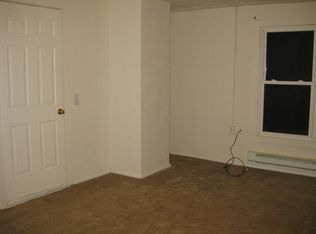 106 Bolling St APT 4, Radford, VA 24141