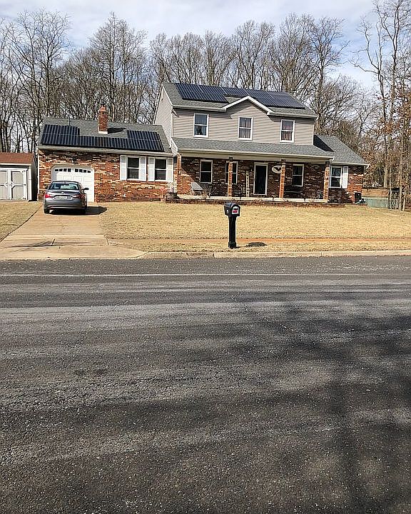 2nd image of 4 Tall Timber Ln