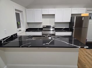 104 Arnold St #Adu, Lincoln, RI 02865