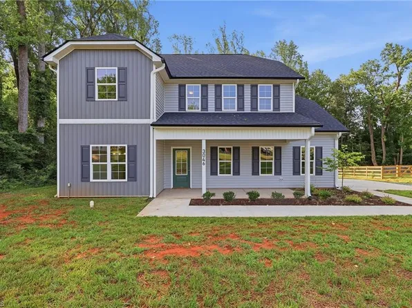 3046 State Highway 62, Liberty, NC 27298