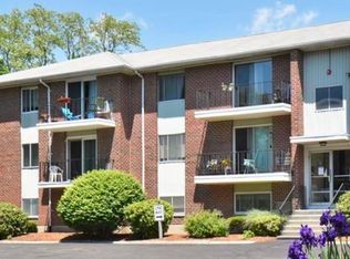 83R Hobart St APT A2, Danvers, MA 01923