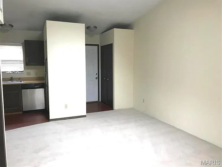 120 Ashley Dr — Photo 5