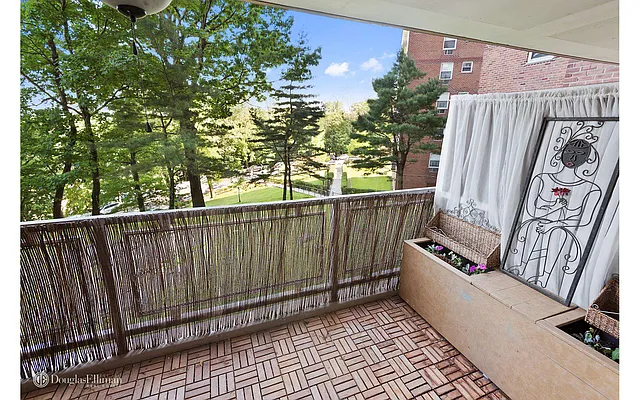 Rented by Douglas Elliman | media 15