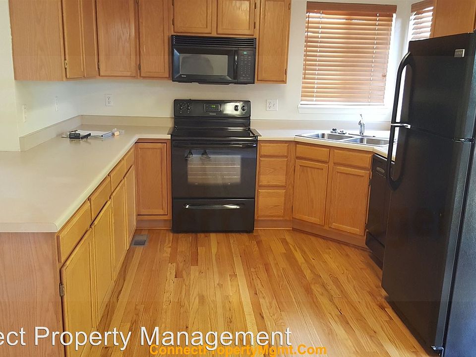 1st image of 21563 E 44th Ave