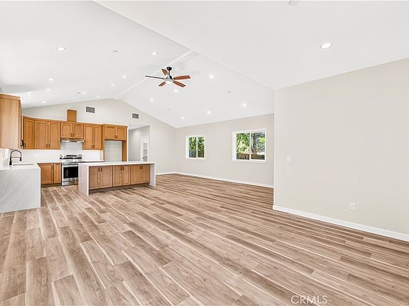 4th image of 8738 Apperson St