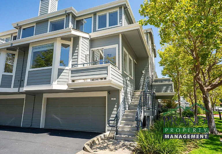 1 Gable Ct — Photo 1