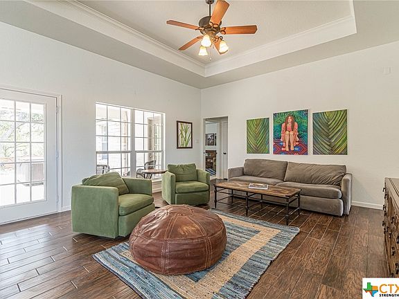 4th image of 369 Shayla Ln