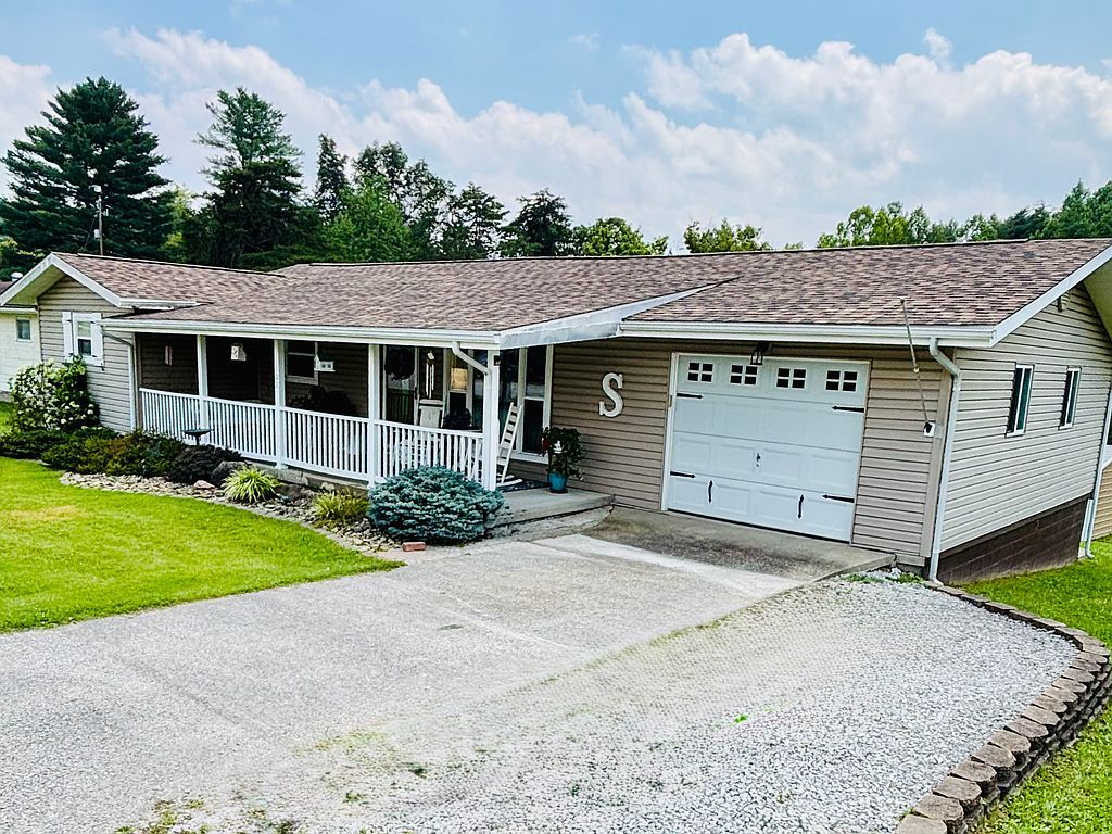 108 Township Road 282 - Property Image