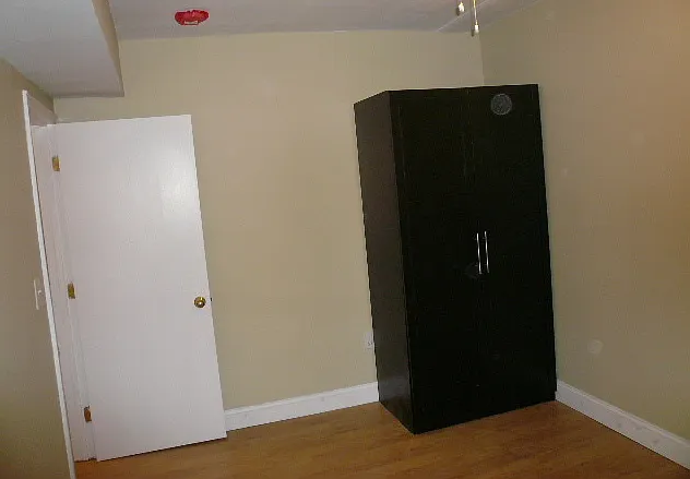 1064 Beacon St #D — Photo 9