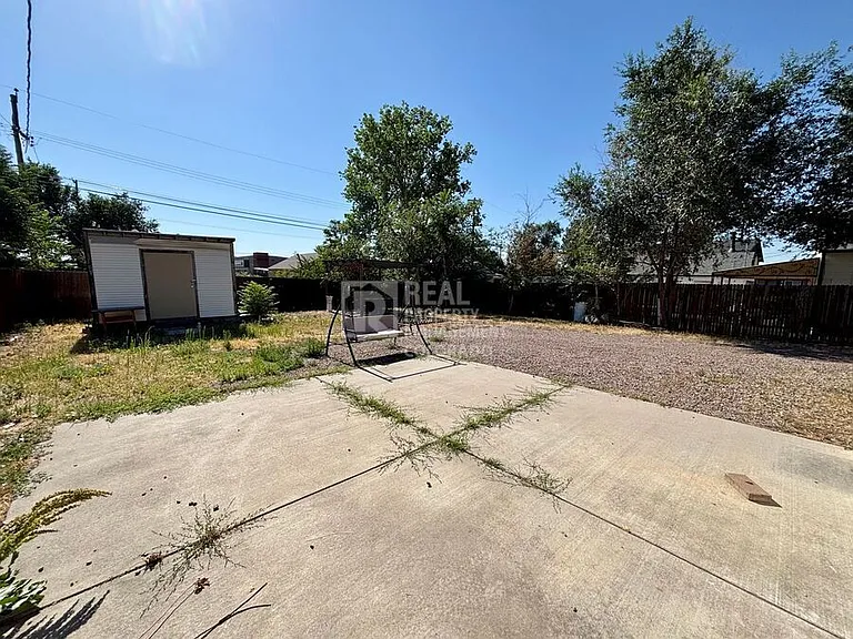 6960 Dexter St — Photo 9