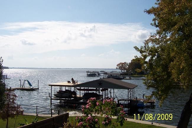 1st image of 235 Southlake Dr