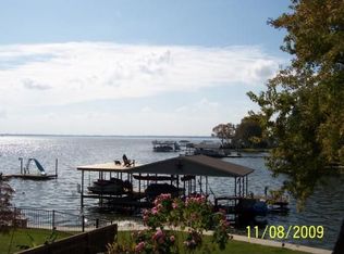 235 Southlake Dr, Gun Barrel Cy, TX 75156