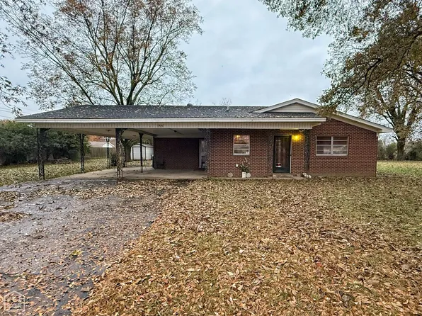 906 Eastwood St, Leachville, AR 72438