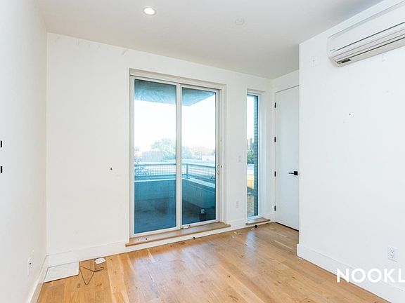 5th image of 246 Johnson Ave APT 4G