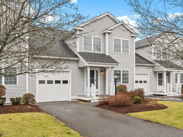 877 Auburnville Way APT A3, Whitman, MA 02382