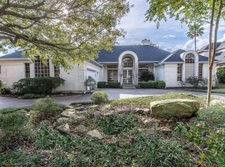 689 Edgewood Dr, Montgomery, TX 77356