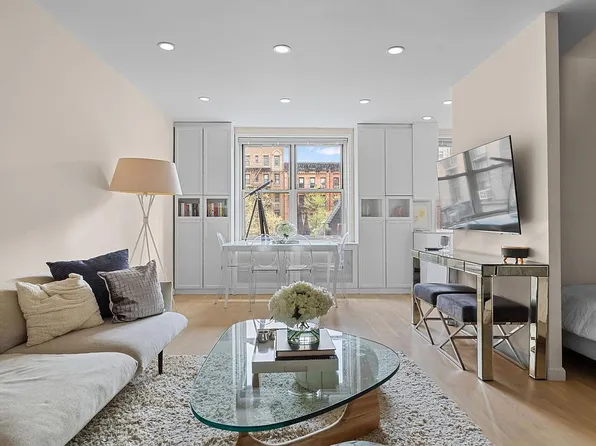 309 E 87th St APT 3, New York, NY 10128