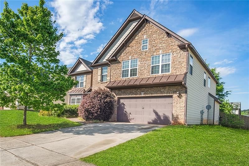 1st image of 2340 Park Estates Dr