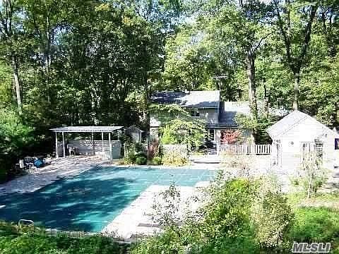 2nd image of 75 McCulloch Dr