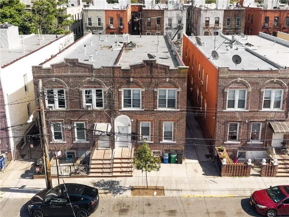 18 Brighton 4th Ter, Brooklyn, NY 11235