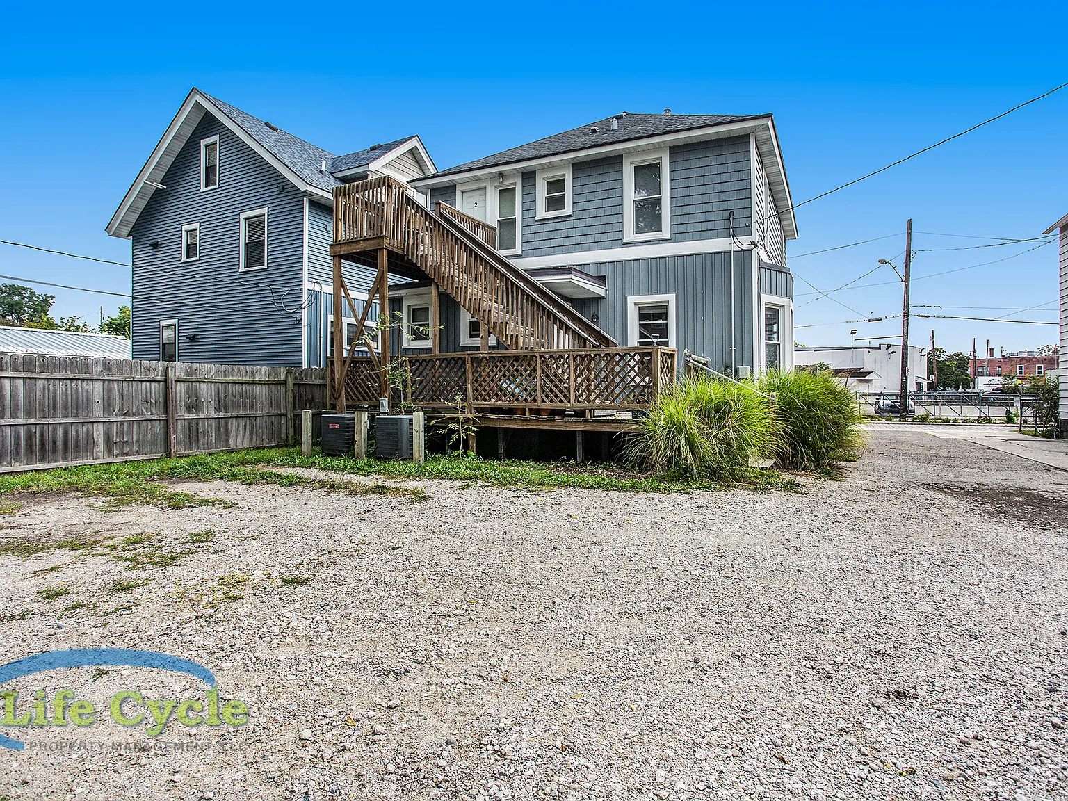353 Atlas Ave SE (Sonal) - 2 — Photo 3