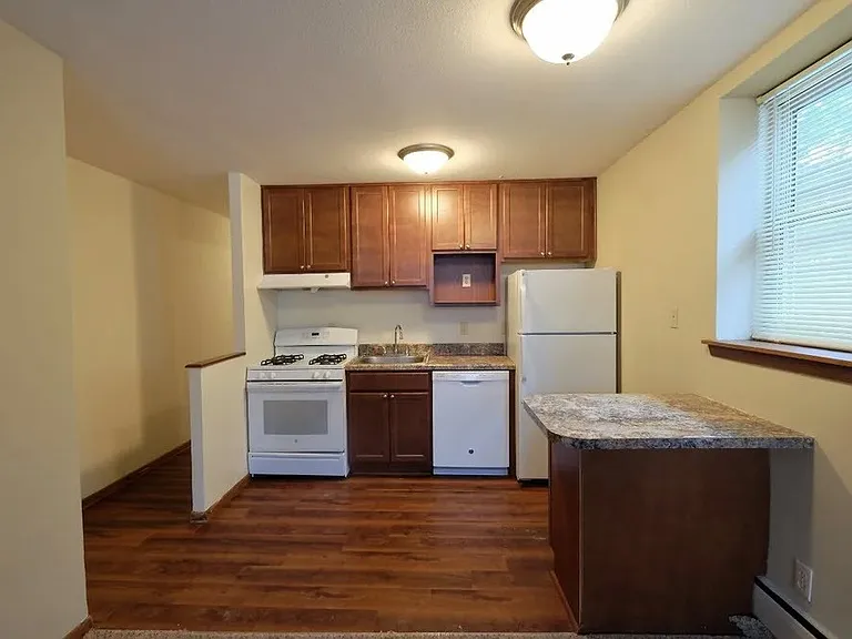 Welcome to Central Lakes of Uptown, where modern kitchens meet elegant living. Enjoy spacious layouts, updated appliances, and inviting interiors designed for comfort. Don't miss your chance to call this community homeschedule a visit today!