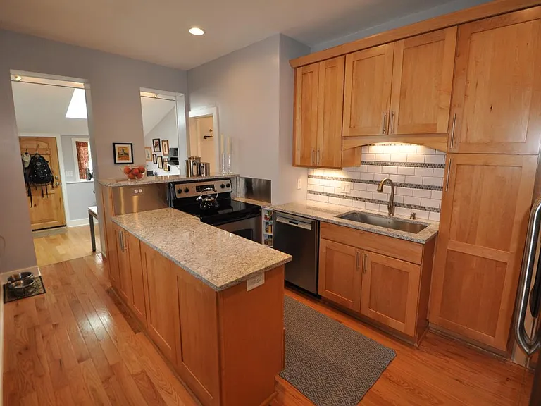 Kitchen 1