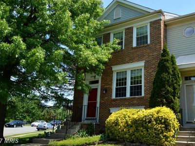 13348 Burkitts Rd, Fairfax, VA, 22033