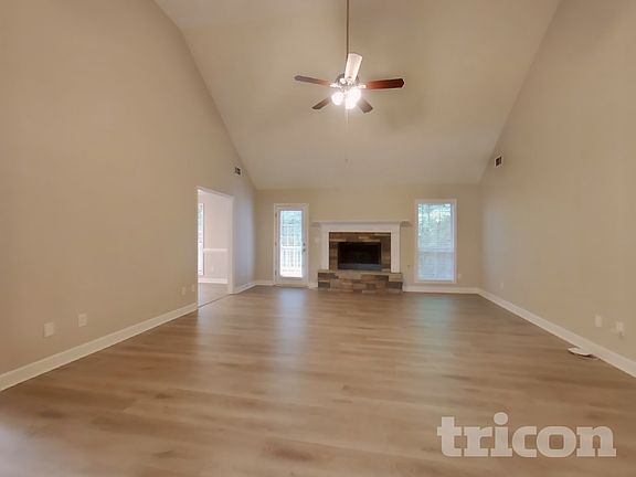 2nd image of 8870 Mae Ct