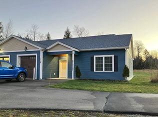 376 Sawyer Rd APT A, Hampden, ME 04444