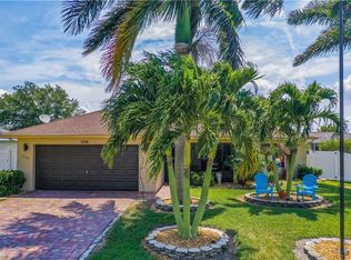 1319 NE 12th Ave, Cape Coral, FL 33909