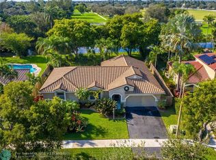 4941 Hawkes Bluff Ave, Davie, FL 33331