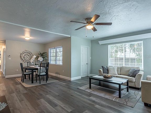 5th image of 4815 Las Lomas Dr