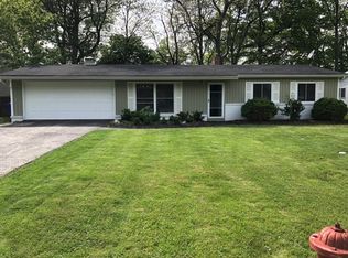 5768 Edgepark Dr, Brookpark, OH 44142