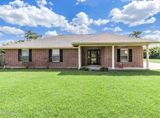 1079 Bin Rogers Rd, Breaux Bridge, LA 70517