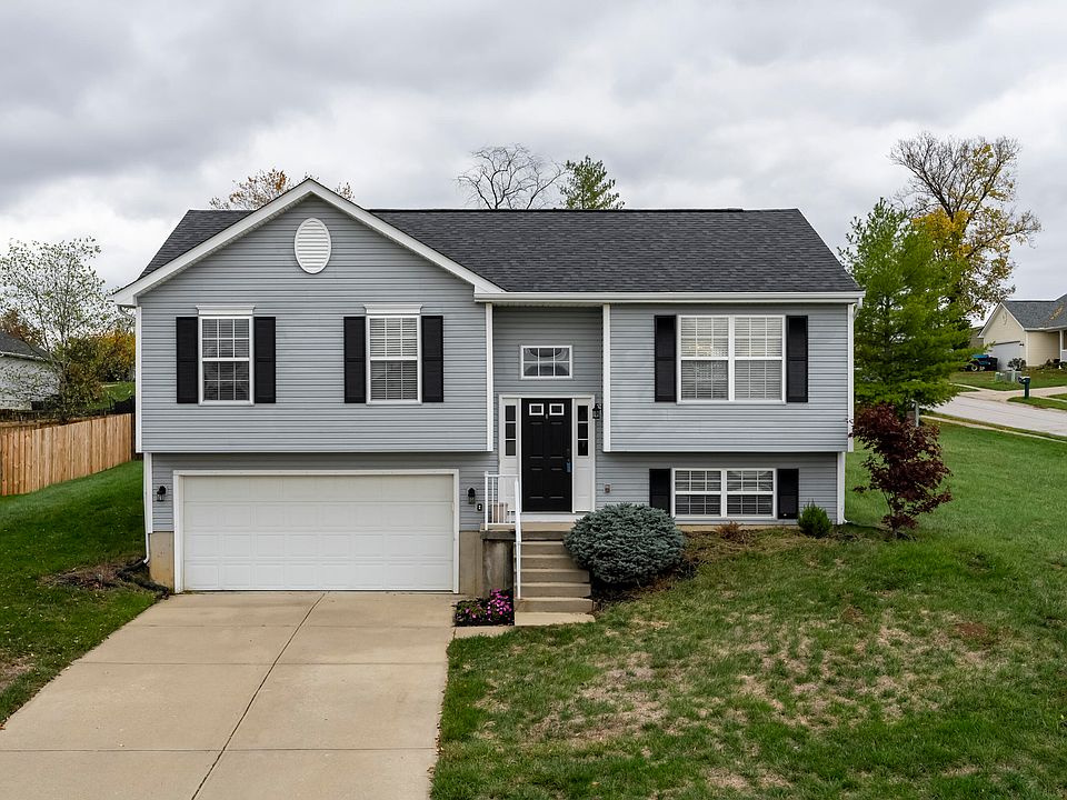 1st image of 66 Nicole Dr