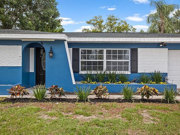 3rd image of 2019R Magnolia Dr