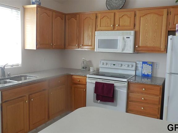 3rd image of 4616 N 144th Ave