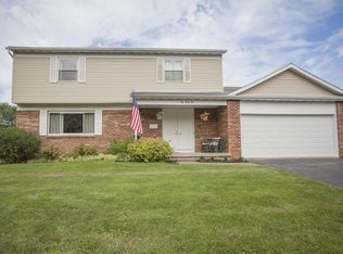 266 Little Fawn Dr, Newark, OH 43055
