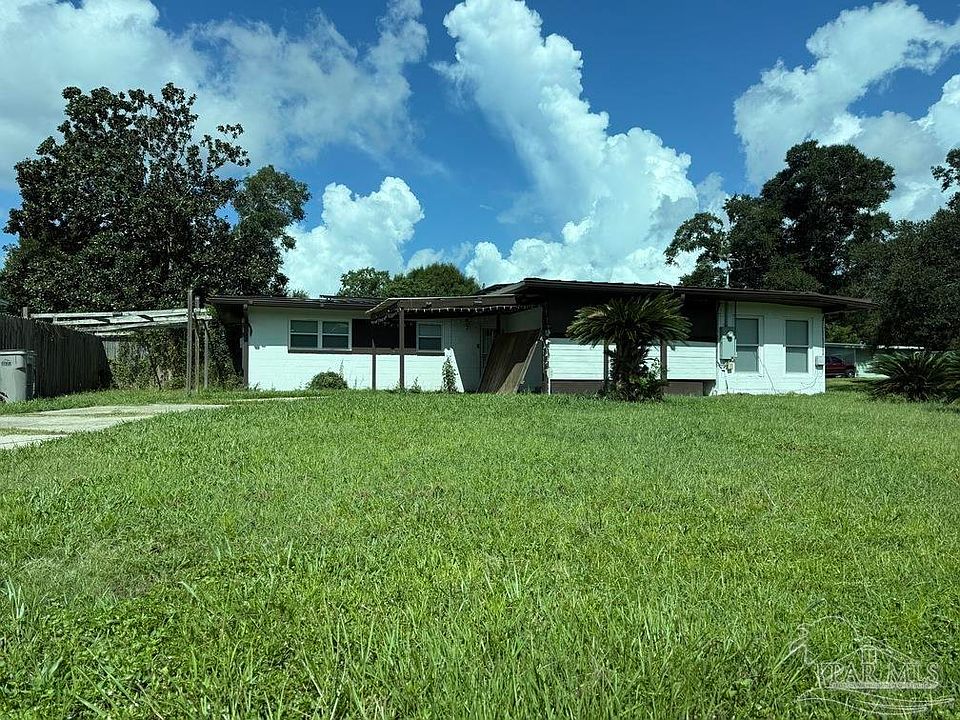 1st image of 17 Feldor Dr