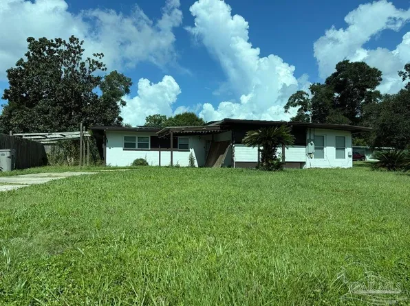 17 Feldor Dr, Pensacola, FL 32506