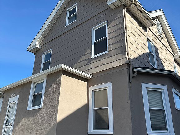 2nd image of 3971 Amundson Ave