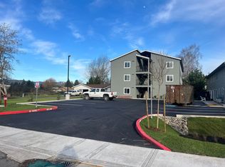 612 5th St #103, Woodland, WA 98674