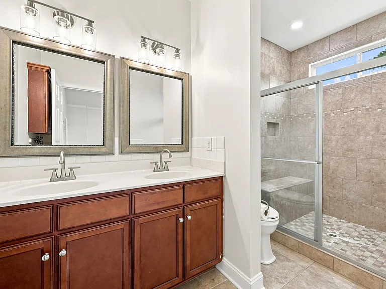 494 Asset Pkwy — Photo 36