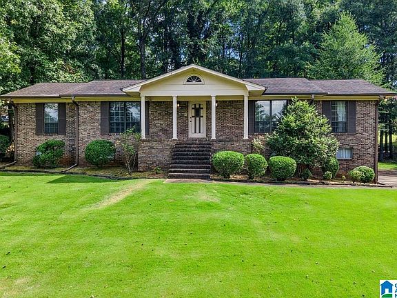 2nd image of 4075 Roselyn Rd