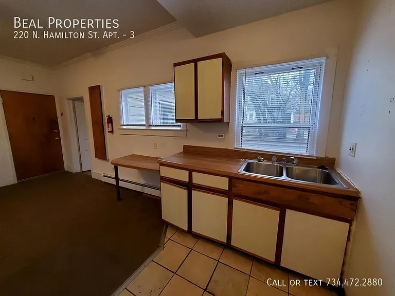220 N Hamilton St #3 — Photo 8